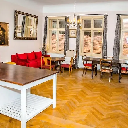 Ve Pod Hradem Az Pro 4 Osoby Apartment Krivoklat